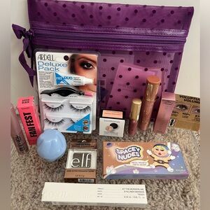 13pc makeup bundle 🌼